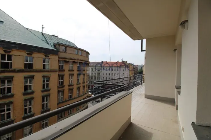 Pronájem bytu 4+1, Praha, Blanická, 140 m2
