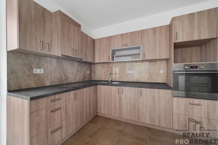 Pronájem bytu 2+kk, Pardubice - Zelené Předměstí, V Ráji, 59 m2