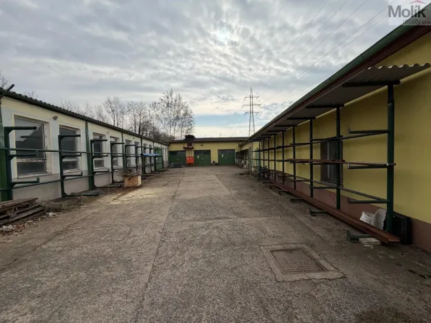 Pronájem skladu, Bílina - Chudeřice, Sadová, 1532 m2