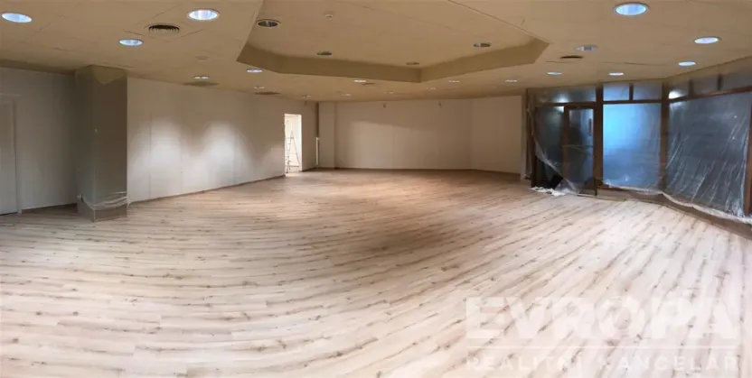 Pronájem obchodního prostoru, Vrchlabí, Krkonošská, 132 m2