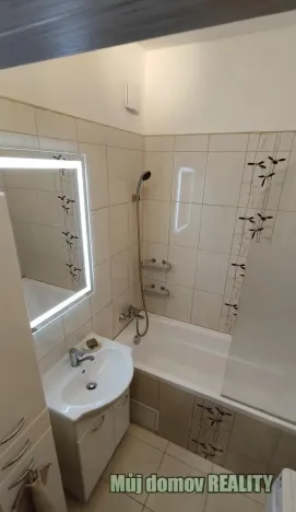 Pronájem bytu 2+1, Praha - Letňany, Tupolevova, 50 m2