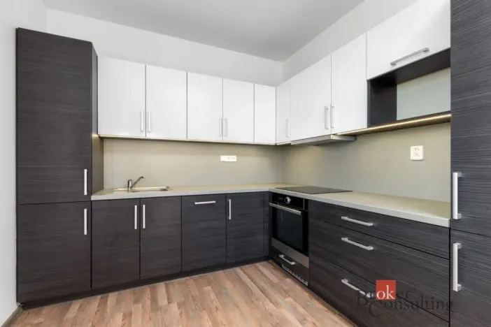 Pronájem bytu 2+kk, Chrudim - Chrudim II, Na Špici, 53 m2