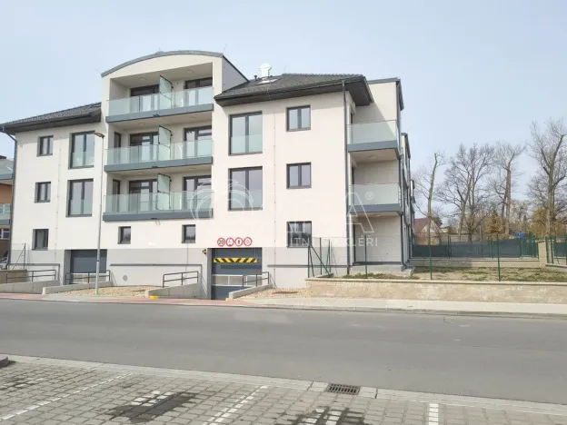 Pronájem bytu 2+kk, Přezletice, Pod Zahrady, 54 m2