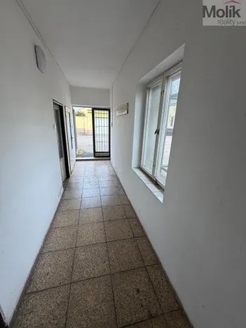 Pronájem obchodního prostoru, Bílina - Chudeřice, Sadová, 1532 m2