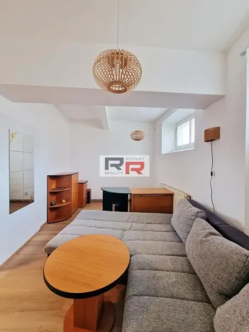 Pronájem bytu 2+1, Olomouc - Hodolany, Masarykova třída, 57 m2