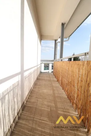 Pronájem bytu 2+kk, Hradec Králové - Nový Hradec Králové, Mrštíkova, 64 m2