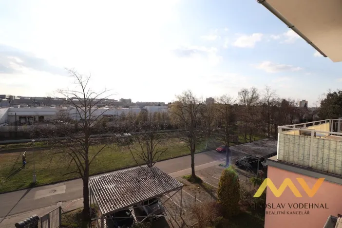 Pronájem bytu 2+kk, Hradec Králové - Nový Hradec Králové, Mrštíkova, 64 m2