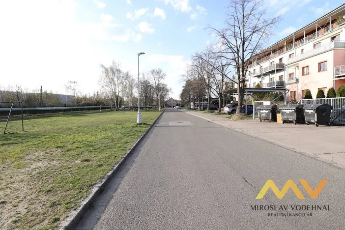 Pronájem bytu 2+kk, Hradec Králové - Nový Hradec Králové, Mrštíkova, 64 m2