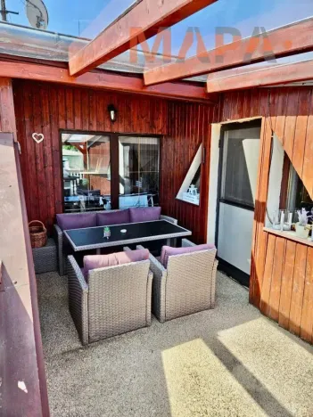 Pronájem atypického bytu, Chomutov, Revoluční, 100 m2