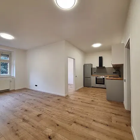 Pronájem bytu 2+kk, Praha - Vršovice, Rybalkova, 44 m2