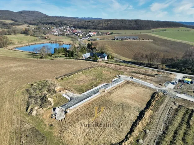 Prodej pozemku pro bydlení, Komárov, 598 m2