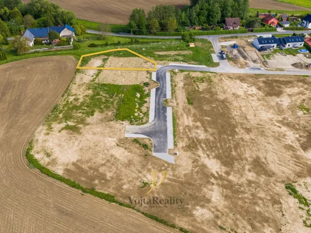 Prodej pozemku pro bydlení, Komárov, 917 m2