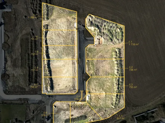 Prodej pozemku pro bydlení, Komárov, 736 m2