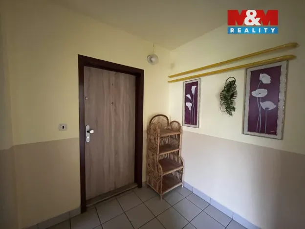 Pronájem bytu 2+1, Chlumec, Alejní, 53 m2