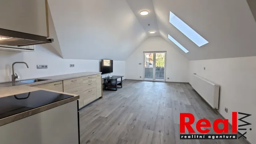 Pronájem bytu 4+kk, Krumvíř, 97 m2