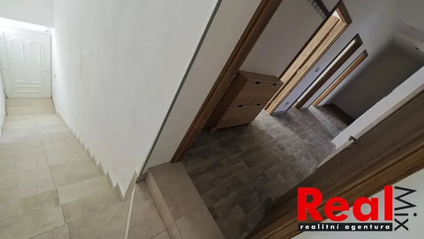 Pronájem bytu 4+kk, Krumvíř, 97 m2