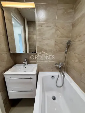 Pronájem bytu 2+1, Kadaň, Budovatelů, 52 m2