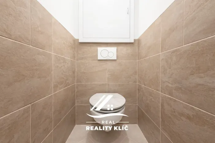 Pronájem bytu 1+1, Ostrava, Ivana Sekaniny, 36 m2