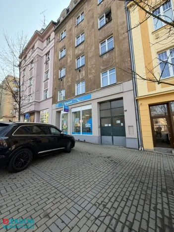 Prodej bytu 4+1, Karlovy Vary - Rybáře, nám. 17. listopadu, 105 m2