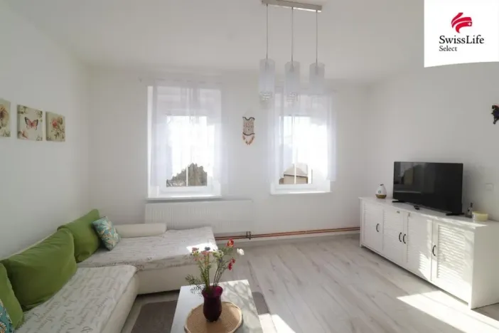 Prodej bytu 3+1, Dalovice, Dolní, 97 m2