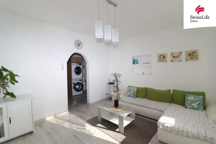 Prodej bytu 3+1, Dalovice, Dolní, 97 m2