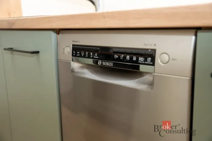 Pronájem bytu 2+kk, Praha - Kobylisy, Hlaváčova, 48 m2