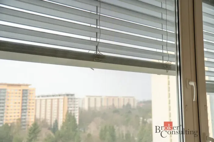 Pronájem bytu 2+kk, Praha - Kobylisy, Hlaváčova, 48 m2