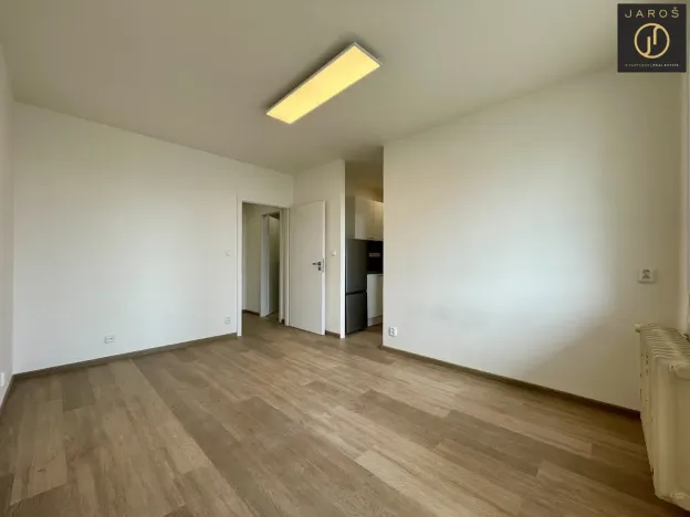 Pronájem bytu 2+kk, Praha - Nusle, Hvězdova, 35 m2