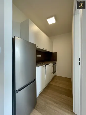 Pronájem bytu 2+kk, Praha - Nusle, Hvězdova, 35 m2