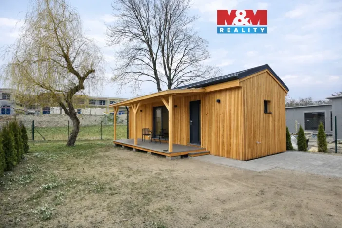 Pronájem chaty, Praha, Za Rokytkou, 35 m2