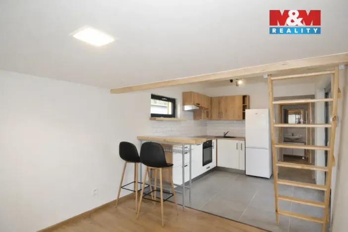 Pronájem chaty, Praha, Za Rokytkou, 35 m2