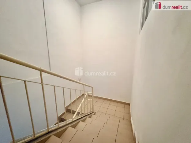 Pronájem bytu 1+1, Ústí nad Labem - Bukov, Kosmonautů, 36 m2