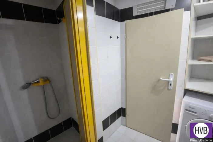 Pronájem bytu 3+1, Praha, Vysočanská, 80 m2