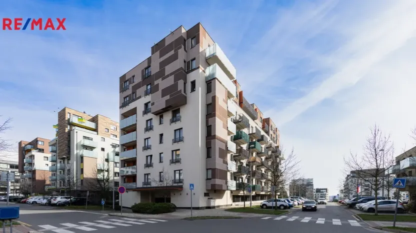 Pronájem bytu 1+kk, Praha - Stodůlky, Svitákova, 32 m2