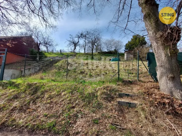 Prodej zahrady, Znojmo, 819 m2