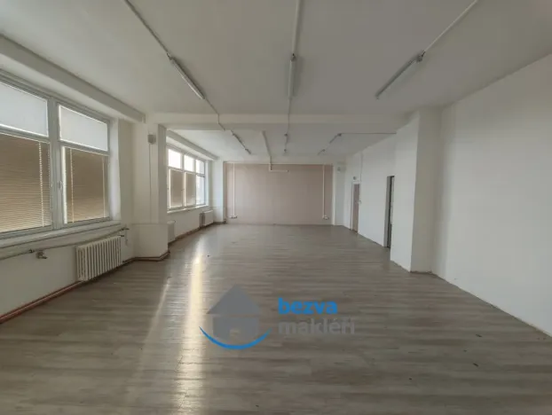 Pronájem výrobních prostor, Skuteč, Husova, 48 m2