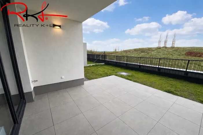 Pronájem bytu 2+kk, Praha, Stočesova, 91 m2