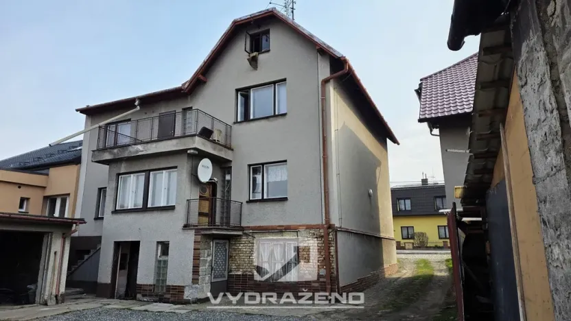 Prodej obchodního prostoru, Staré Město, Na Baštici, 240 m2