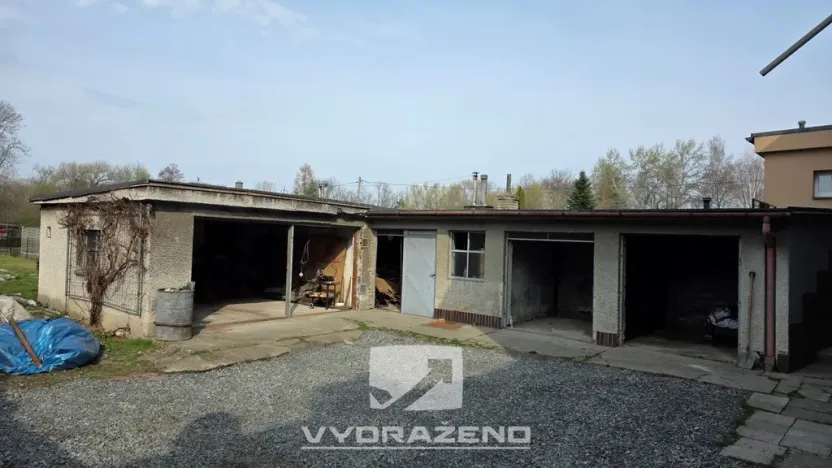 Prodej obchodního prostoru, Staré Město, Na Baštici, 240 m2