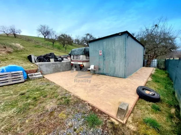 Prodej pozemku pro bydlení, Police, 1266 m2