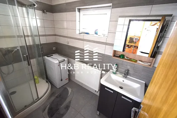 Prodej vícegeneračního domu, Měšice, Na Křížku, 183 m2