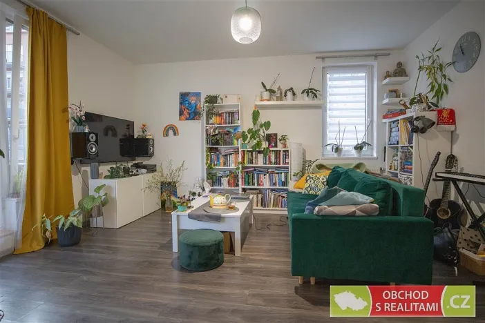 Pronájem bytu 2+kk, Praha, Janýrova, 57 m2