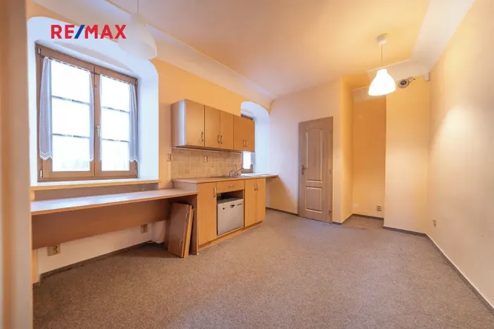 Prodej kanceláře, Šumperk, nám. Míru, 200 m2