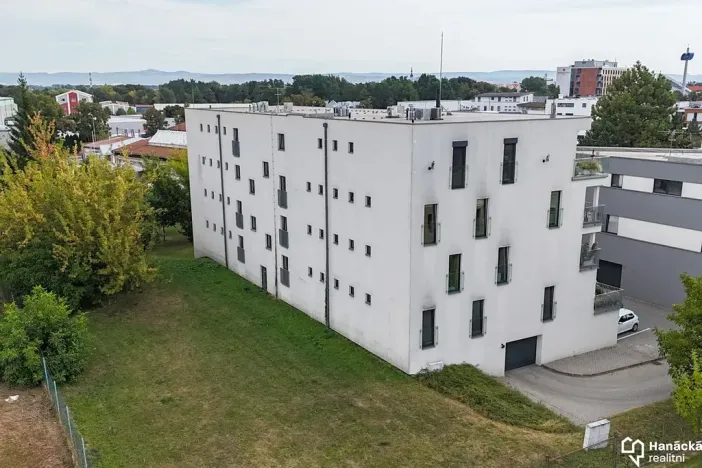 Pronájem bytu 2+kk, Olomouc, Wellnerova, 58 m2