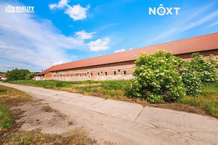 Prodej zemědělského objektu, Letonice, 1758 m2