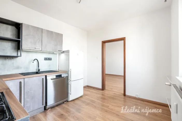 Pronájem bytu 2+1, Praha - Háje, Starobylá, 60 m2