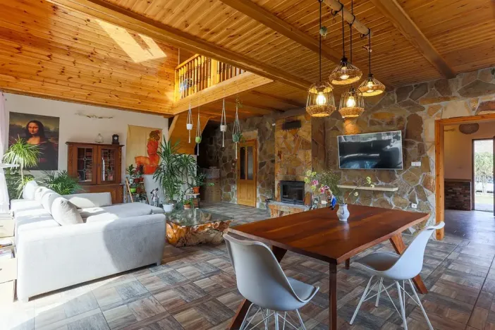 Prodej rodinného domu, Zadní Třebaň, 258 m2