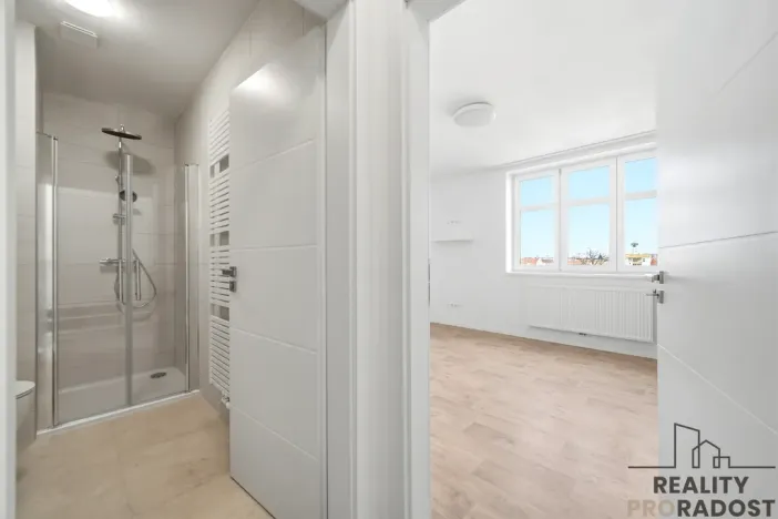 Pronájem bytu 1+kk, Pardubice - Zelené Předměstí, Teplého, 24 m2