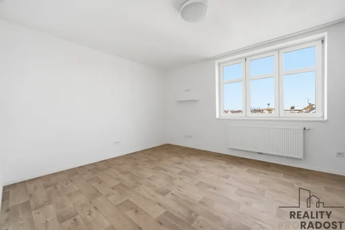 Pronájem bytu 1+kk, Pardubice - Zelené Předměstí, Teplého, 24 m2