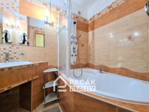 Prodej bytu 3+1, Olomouc - Povel, Janského, 62 m2